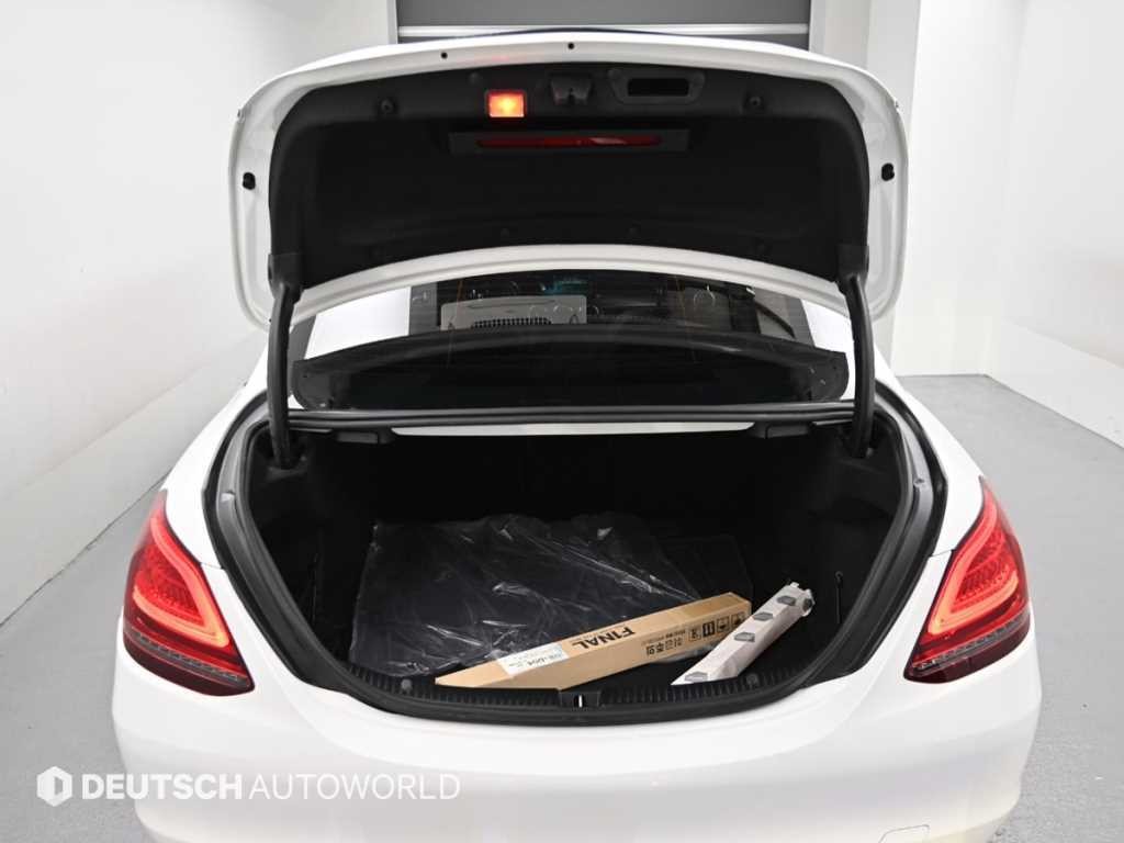 벤츠 C 클래스 C클래스 W205 C220 d 아방가르드 이미지 5