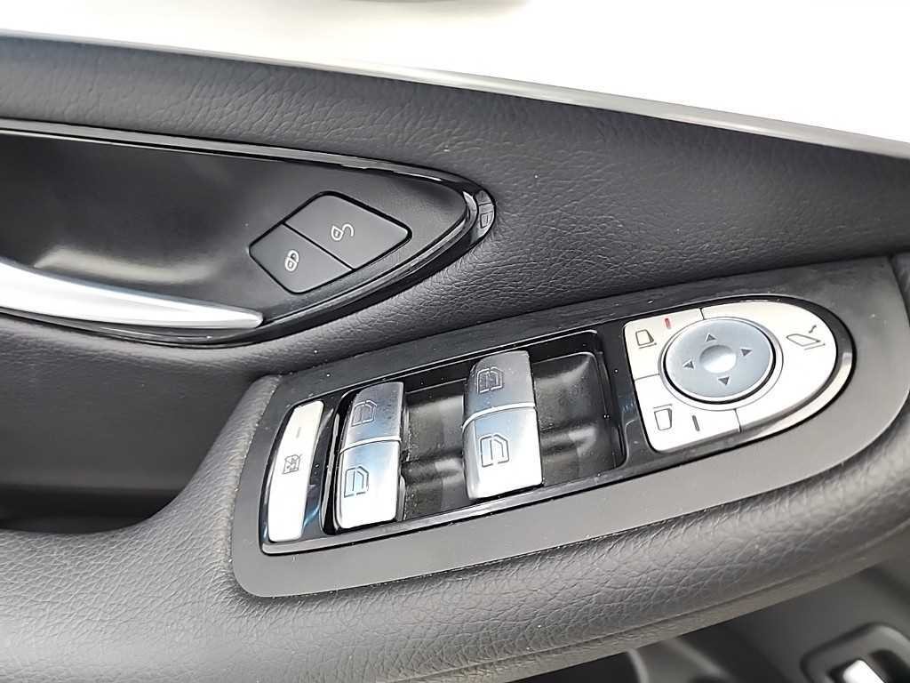 벤츠 GLC 클래스 GLC클래스 X253 GLC 220 d 4MATIC 쿠페 이미지 18