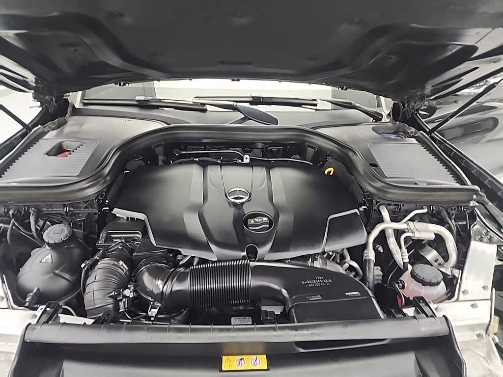 벤츠 GLC 클래스 GLC클래스 X253 GLC 220 d 4MATIC 쿠페 이미지 5