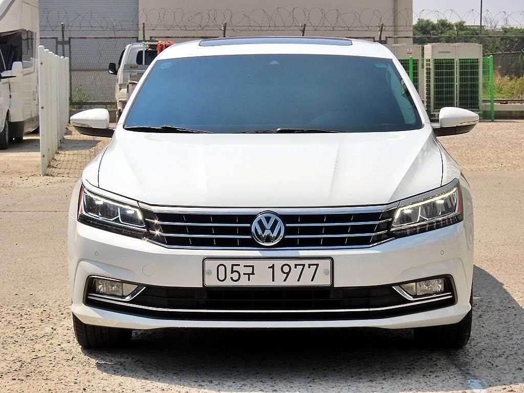 폭스바겐 파사트 더 뉴 파사트 2.0 TSI 이미지 1