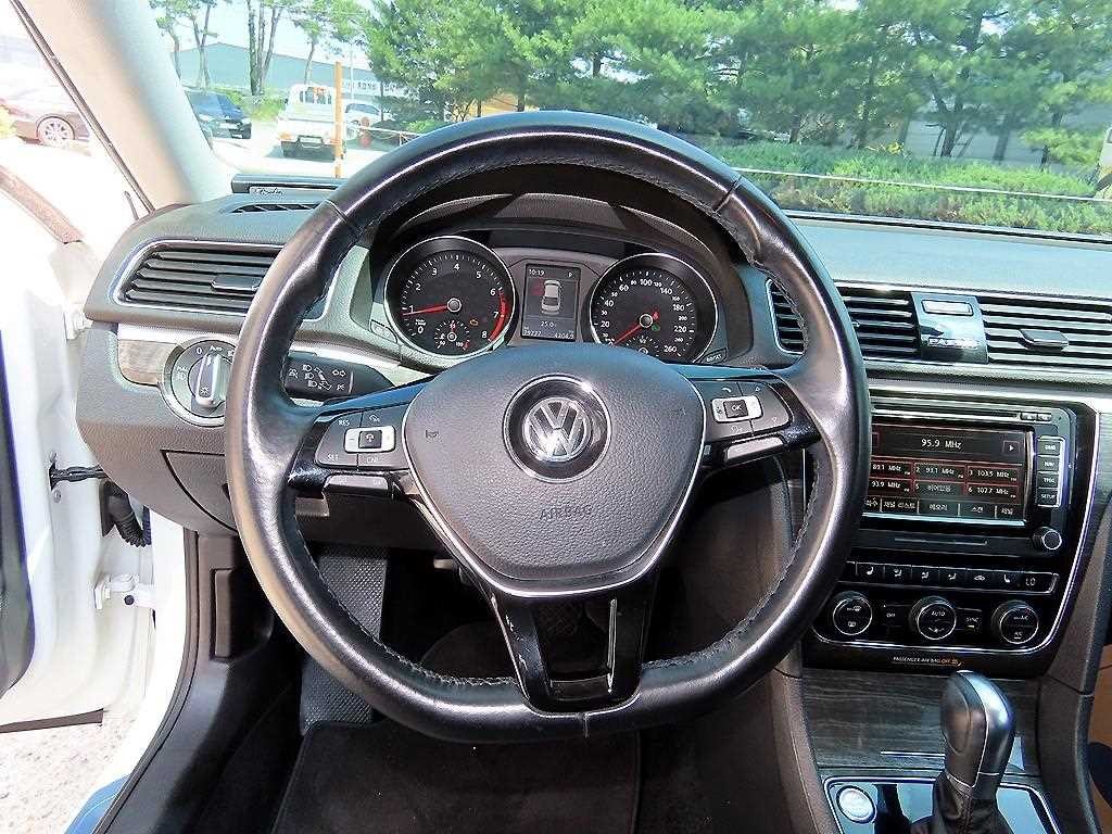 폭스바겐 파사트 더 뉴 파사트 2.0 TSI 이미지 8