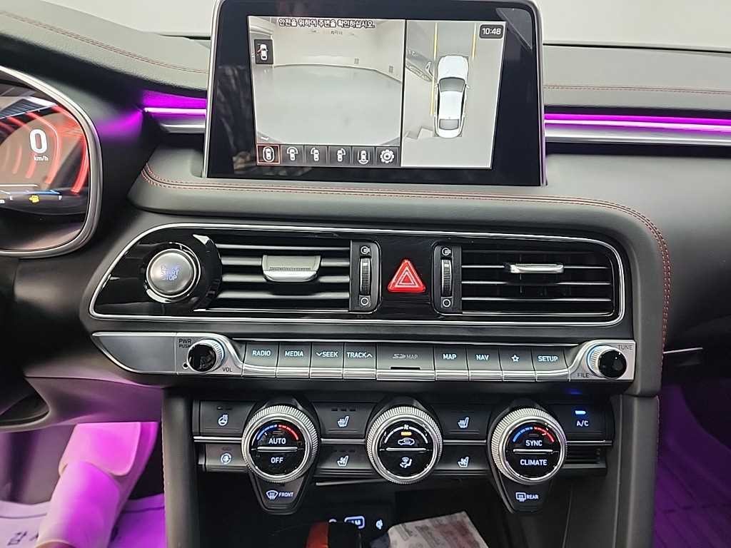 제네시스 G70 2.0T AWD 스포츠 패키지 이미지 10