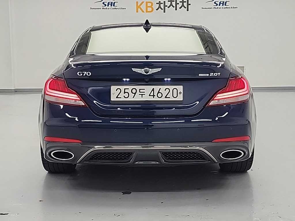 제네시스 G70 2.0T AWD 스포츠 패키지 이미지 3