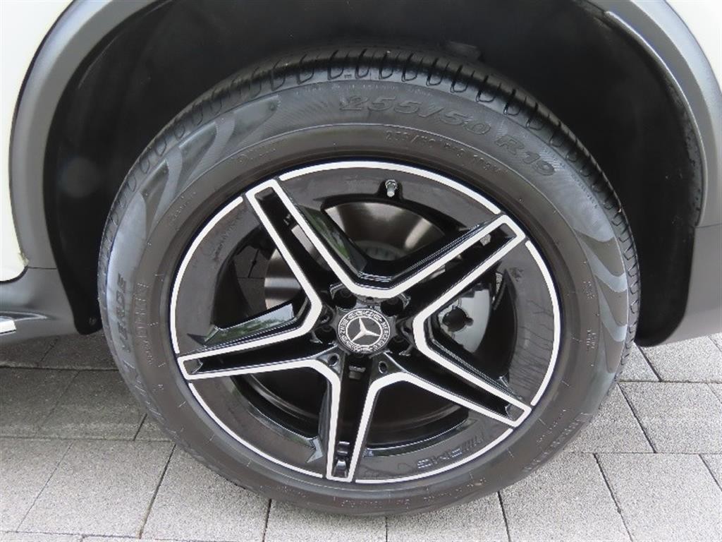 벤츠 GLC 클래스 GLC클래스 X253 GLC 300 4MATIC 쿠페 이미지 16
