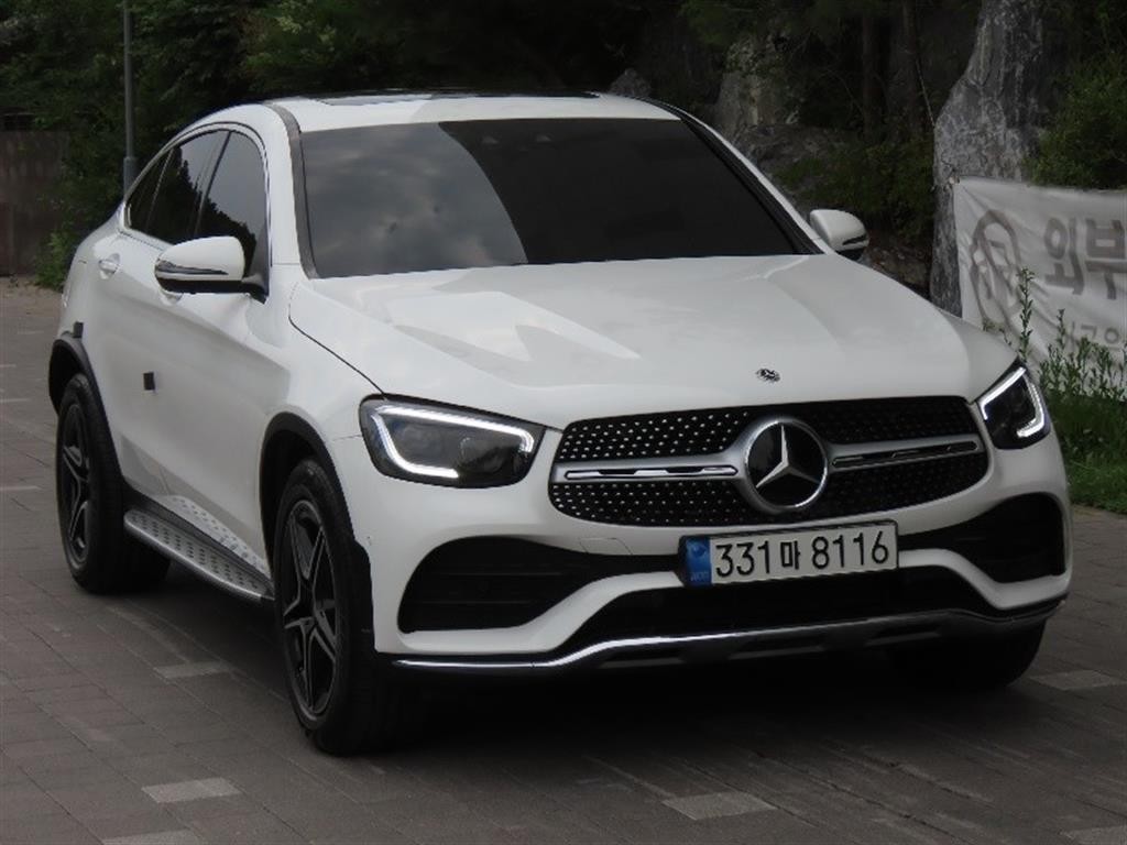 벤츠 GLC 클래스 GLC클래스 X253 GLC 300 4MATIC 쿠페 이미지 2