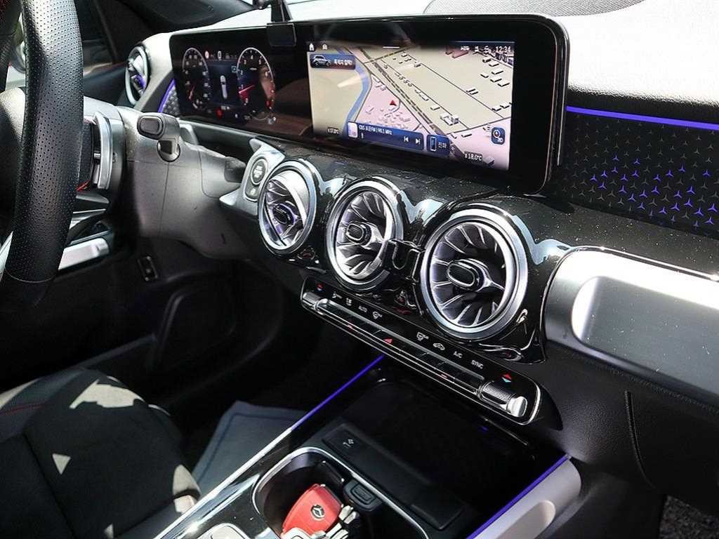 벤츠 GLB 클래스 GLB클래스 X247 GLB 250 4MATIC 이미지 11