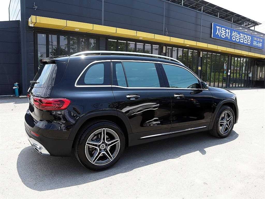 벤츠 GLB 클래스 GLB클래스 X247 GLB 250 4MATIC 이미지 3