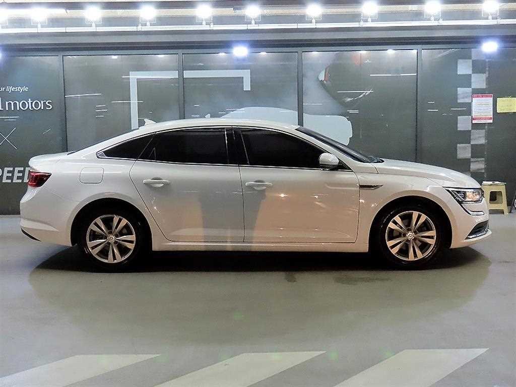 르노코리아(삼성) SM6 LPG 2.0 LPe PE(렌터카) 이미지 3