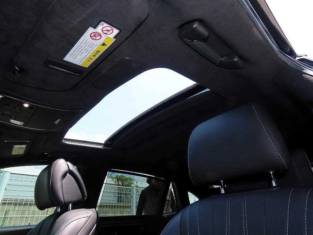렉서스 LS LS500h 3.5 플래티넘 AWD 이미지 17