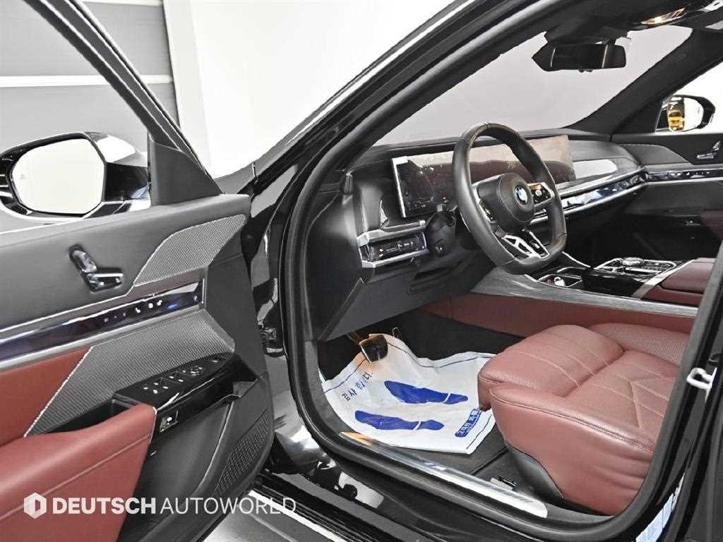BMW 7시리즈 7시리즈 (G70) 740d xDrive M 스포츠 이미지 11