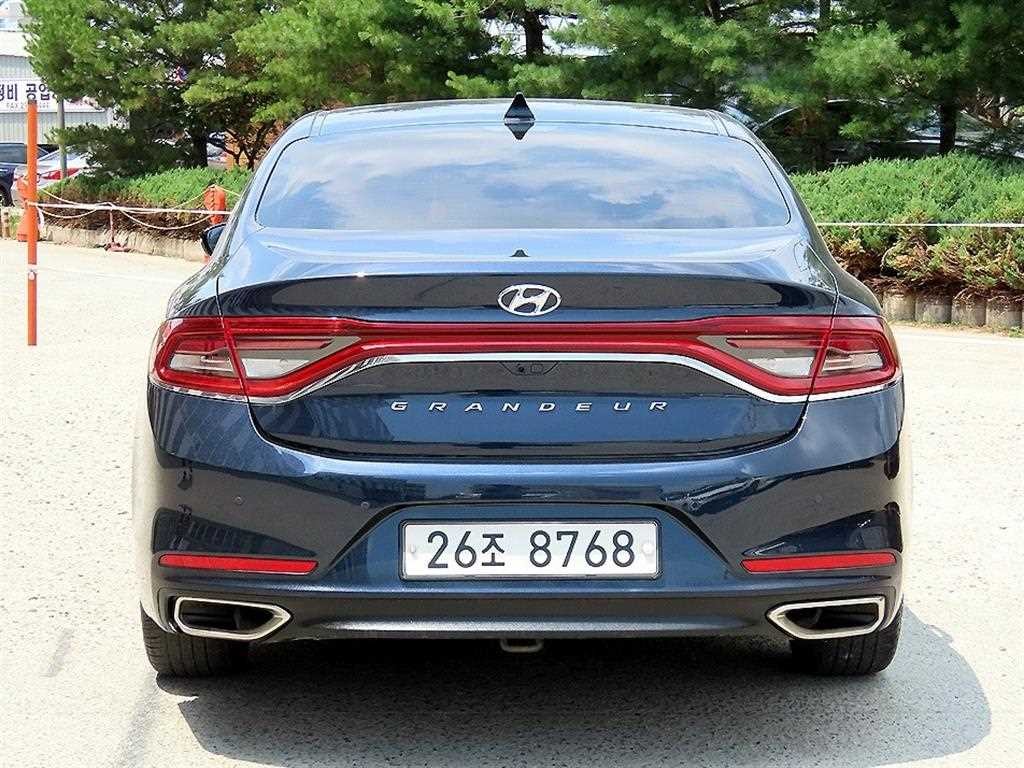 현대 그랜저 그랜저 IG 2.4 GDI 프리미엄 기본형 이미지 4