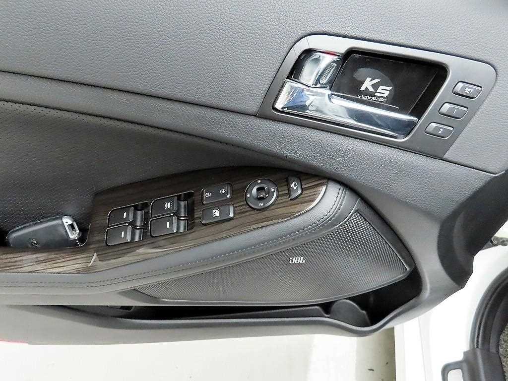 기아 K5 2.0 GDI 터보 노블레스 이미지 11