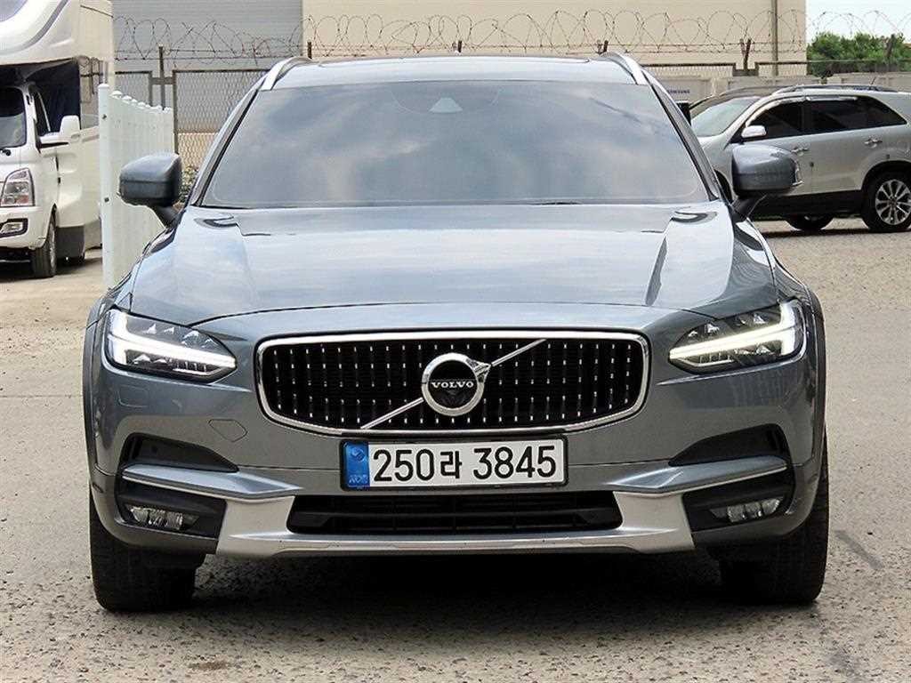 볼보 V90 V90 크로스컨트리 T5 AWD 이미지 1