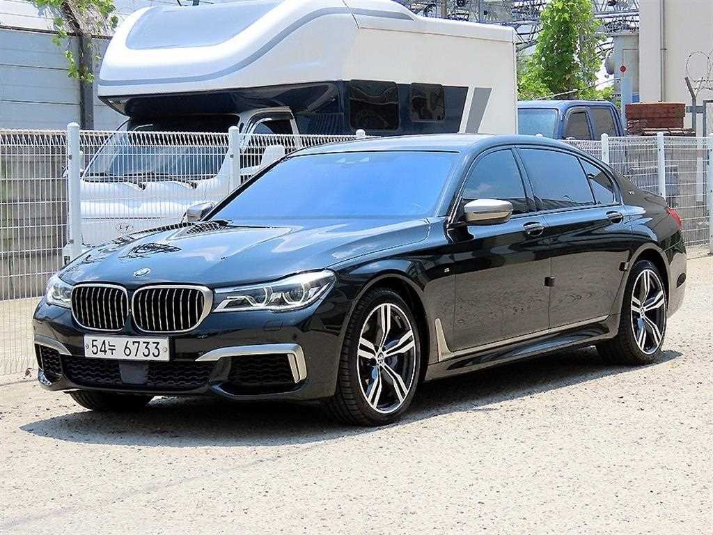 BMW 7시리즈 7시리즈 (G11) M760Li xDrive 이미지 2