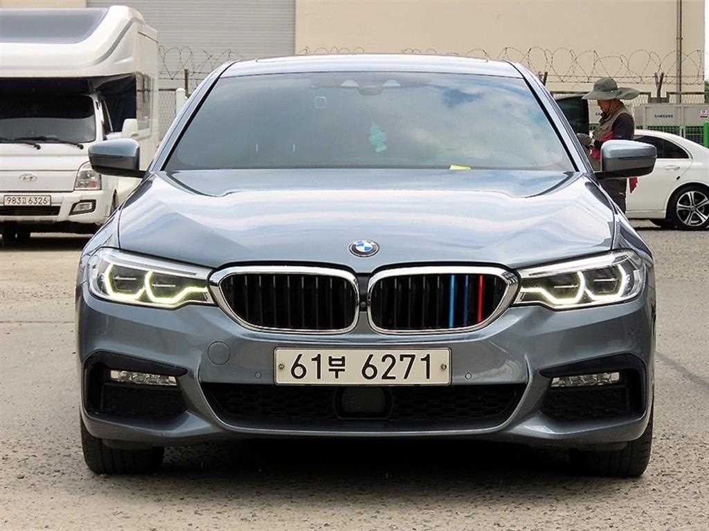 BMW 5시리즈 5시리즈 (G30) 530i xDrive M 스포츠 플러스 이미지 1