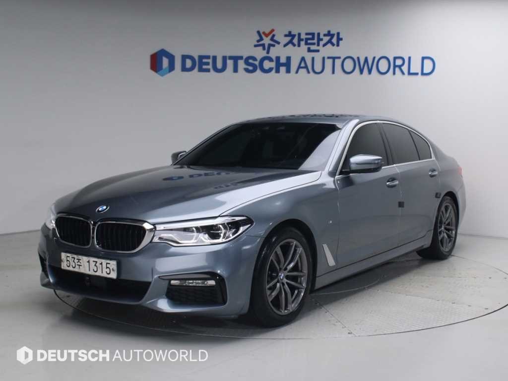 BMW 5시리즈 5시리즈 (G30) 520d xDrive M 스포츠 플러스 이미지 1