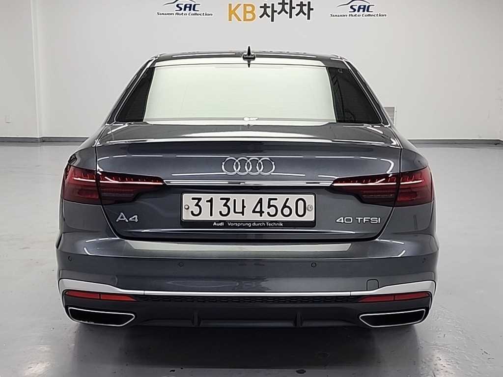 아우디 A4 A4 (B9) 45 TFSI 프리미엄 이미지 3