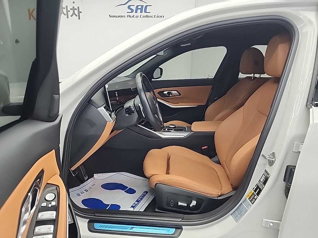 BMW 3시리즈 3시리즈 (G20) 330e M 스포츠 이미지 11