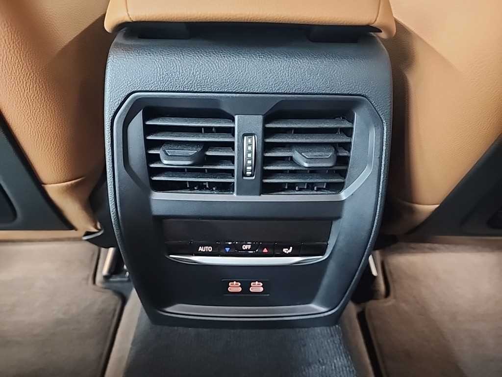BMW 3시리즈 3시리즈 (G20) 330e M 스포츠 이미지 13