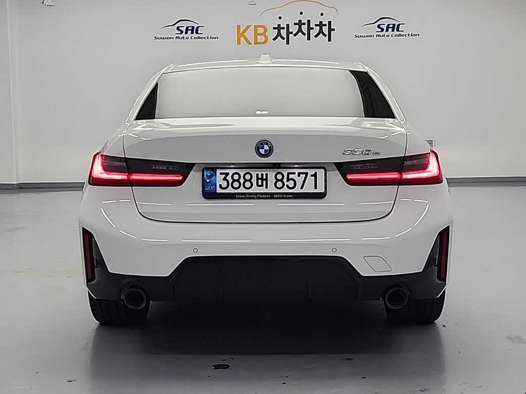 BMW 3시리즈 3시리즈 (G20) 330e M 스포츠 이미지 3