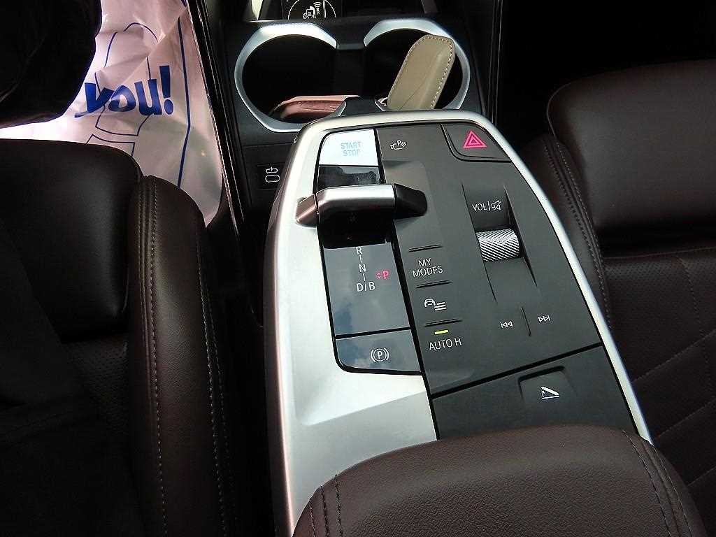 BMW iX1 iX1 (U11) xDrive 30 M 스포츠 이미지 12