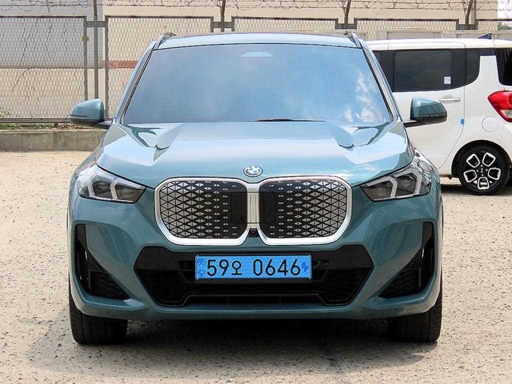 BMW iX1 iX1 (U11) xDrive 30 M 스포츠 이미지 2