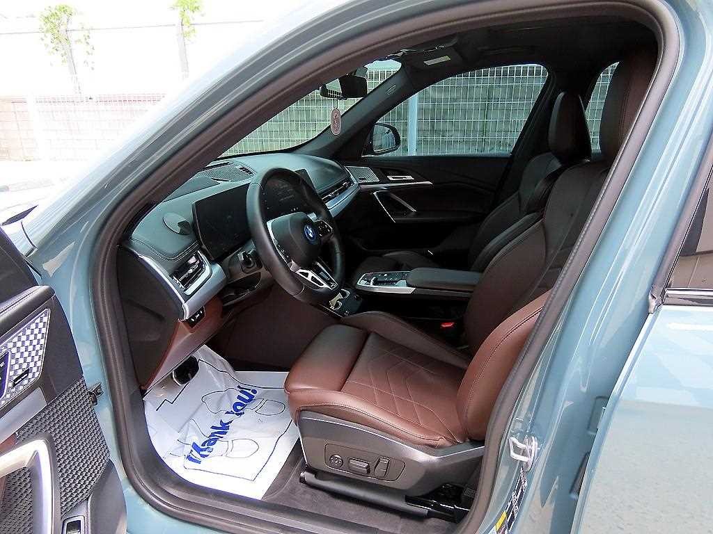 BMW iX1 iX1 (U11) xDrive 30 M 스포츠 이미지 6