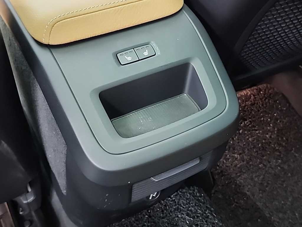 볼보 XC60 XC60(2세대) D5 AWD 모멘텀 이미지 13