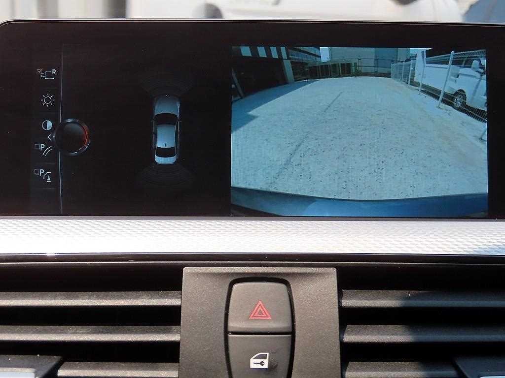 BMW 3시리즈 3시리즈 (F30) 320i M 스포츠 이미지 15
