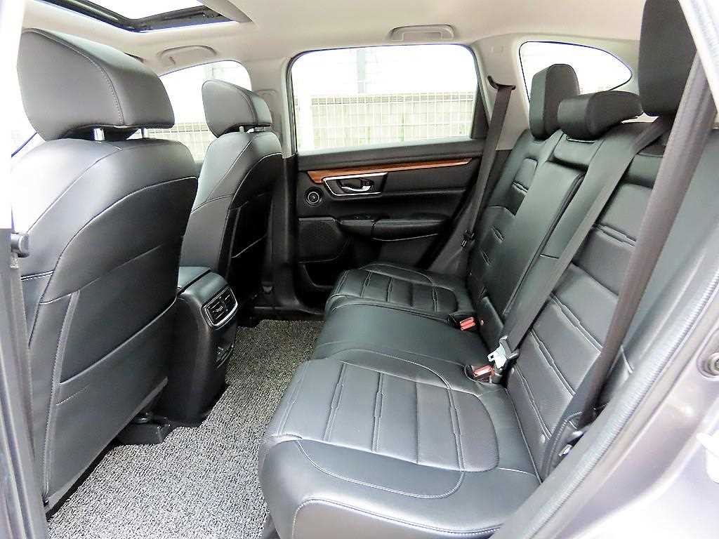 혼다 CR-V CR-V 5세대 1.5 투어링 4WD 이미지 6