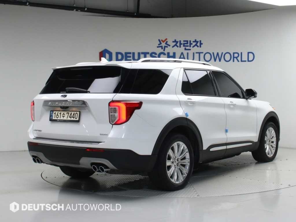 포드 익스플로러 익스플로러 6세대 3.0 AWD PHEV 리미티드 이미지 2