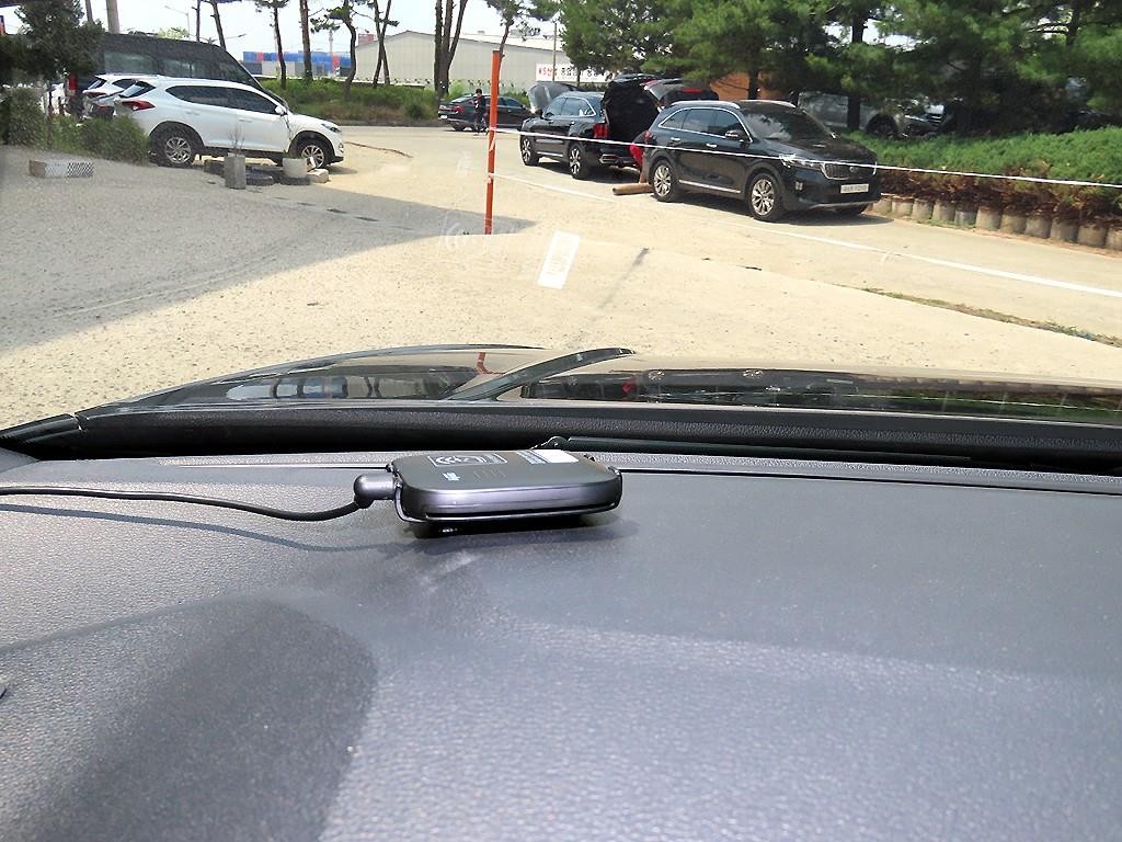 폭스바겐 티록 2.0 TDI 프레스티지 이미지 14