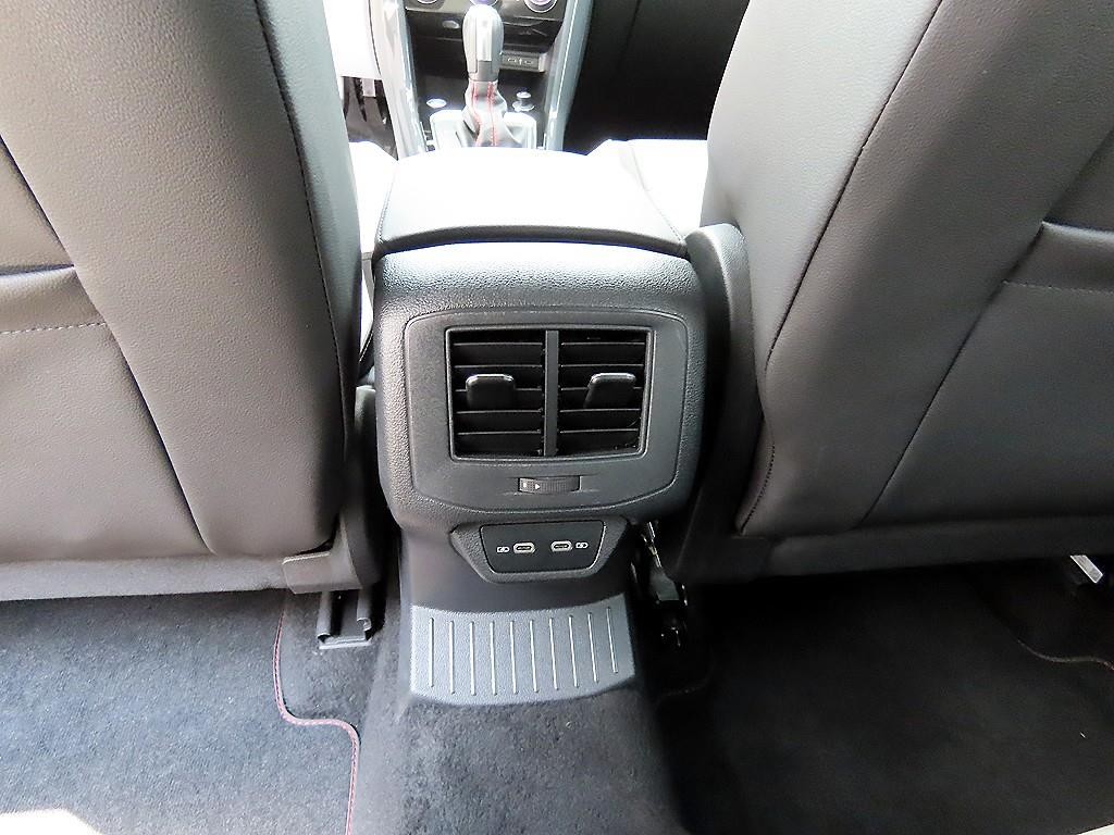 폭스바겐 티록 2.0 TDI 프레스티지 이미지 15
