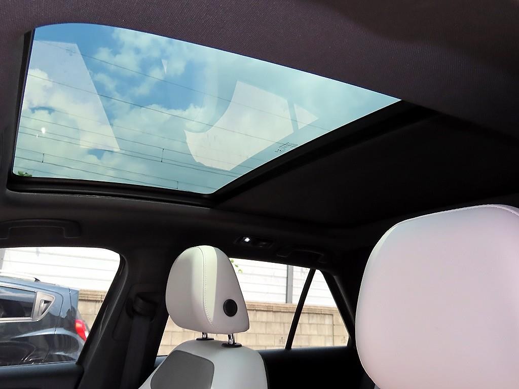 폭스바겐 티록 2.0 TDI 프레스티지 이미지 16