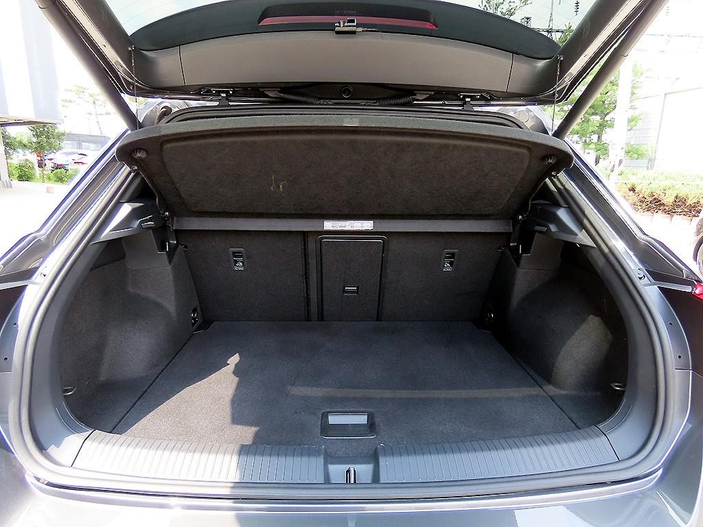 폭스바겐 티록 2.0 TDI 프레스티지 이미지 17