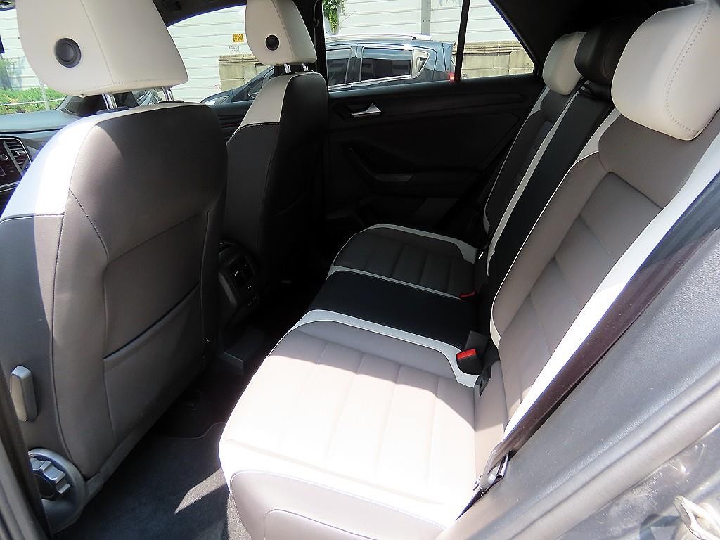 폭스바겐 티록 2.0 TDI 프레스티지 이미지 6