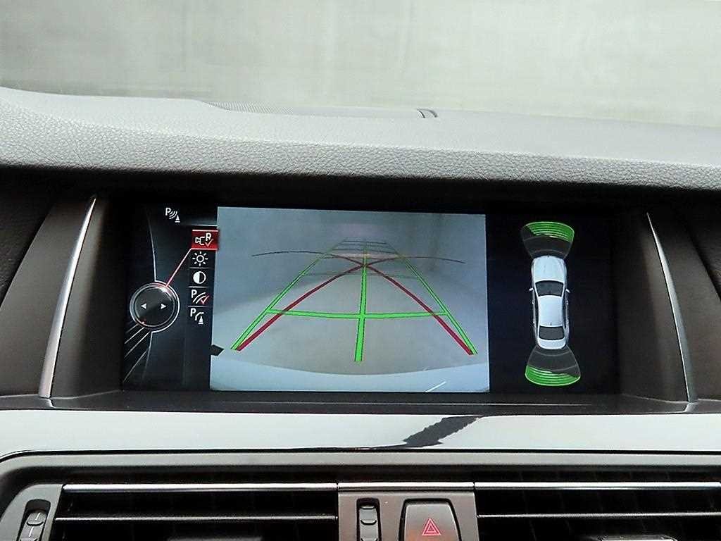 BMW 5시리즈 5시리즈 (F10) 520d 이미지 16
