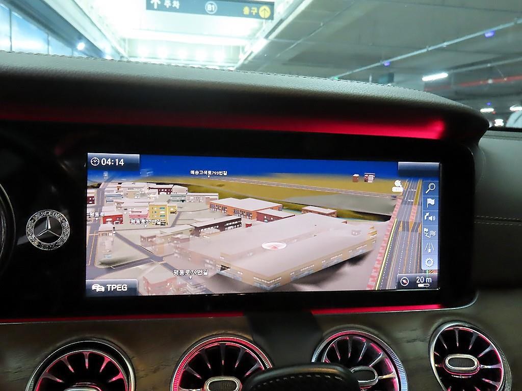 벤츠 E 클래스 E-클래스 W213 E220d 4MATIC 익스클루시브 이미지 13
