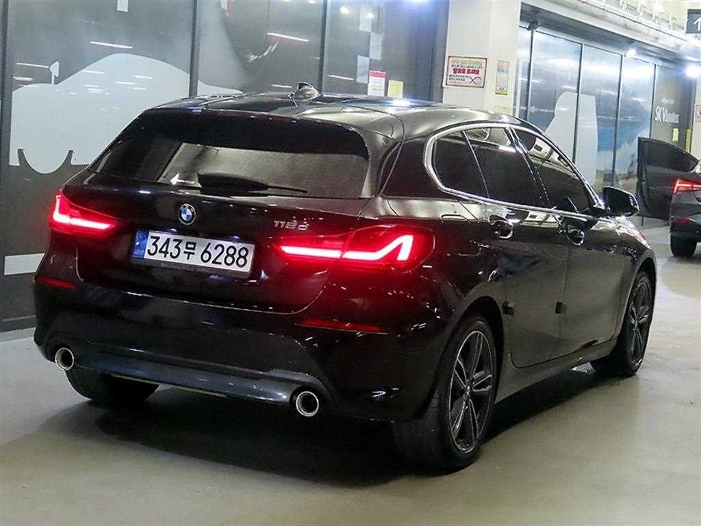 BMW 1시리즈 1시리즈 (F40) 118d 스포츠 이미지 4
