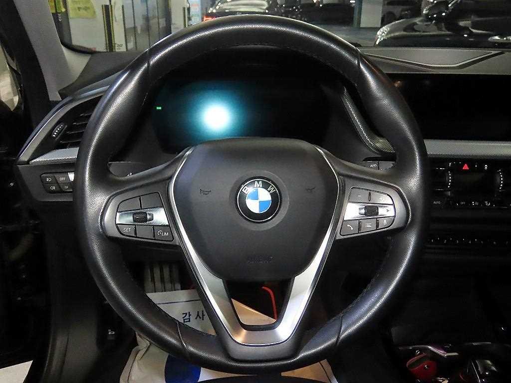 BMW 1시리즈 1시리즈 (F40) 118d 스포츠 이미지 8