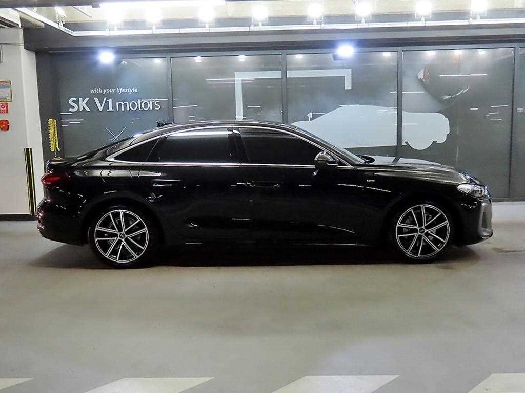 아우디 A5 A5 (B10) 40 TFSI 콰트로 S-라인 이미지 3