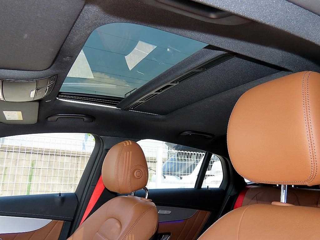 벤츠 GLC 클래스 GLC클래스 X253 AMG GLC 43 4MATIC 쿠페 이미지 15