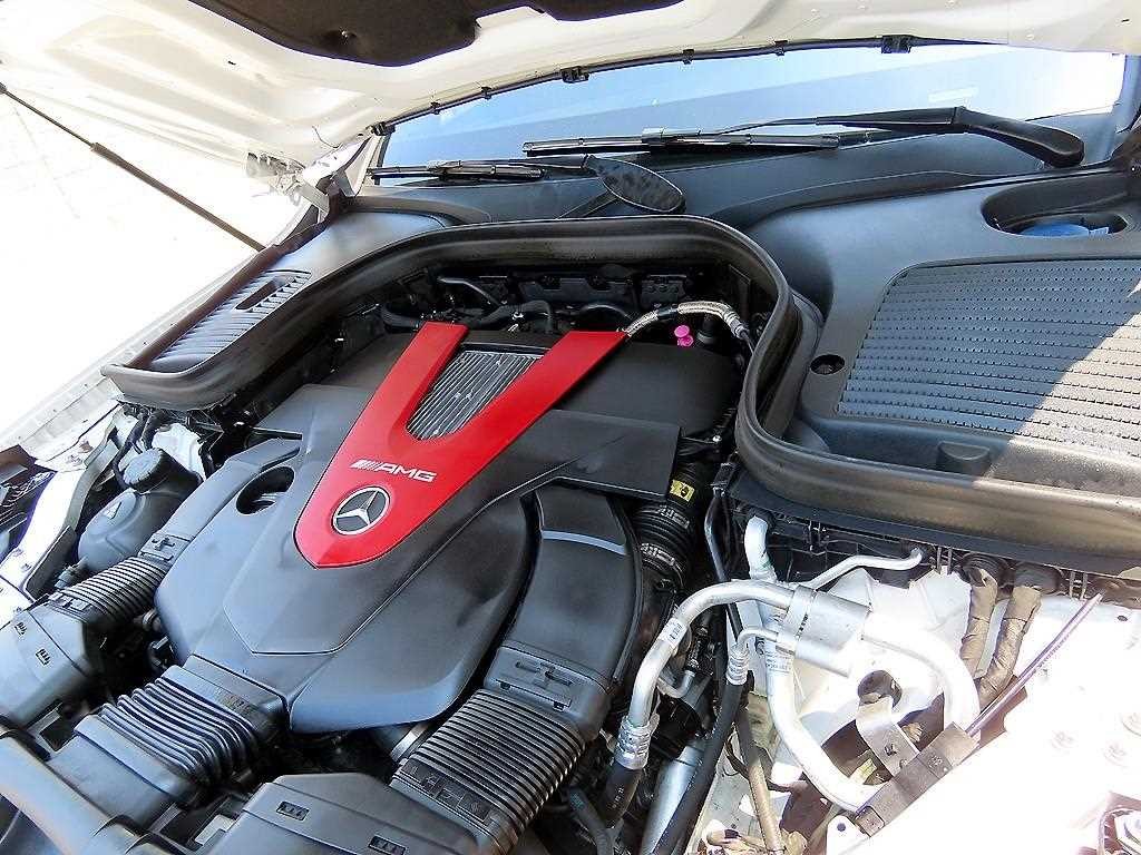 벤츠 GLC 클래스 GLC클래스 X253 AMG GLC 43 4MATIC 쿠페 이미지 19