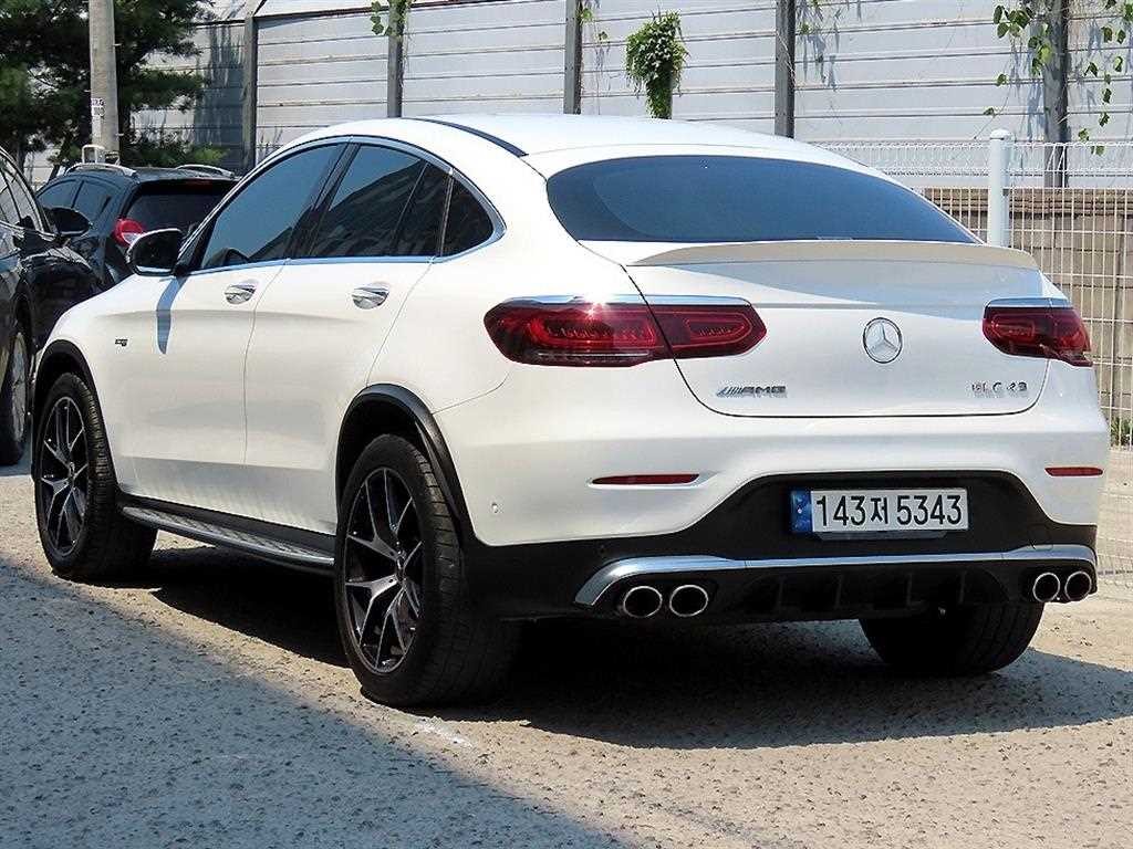 벤츠 GLC 클래스 GLC클래스 X253 AMG GLC 43 4MATIC 쿠페 이미지 3