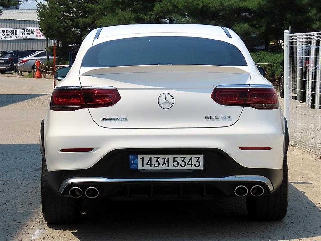 벤츠 GLC 클래스 GLC클래스 X253 AMG GLC 43 4MATIC 쿠페 이미지 4