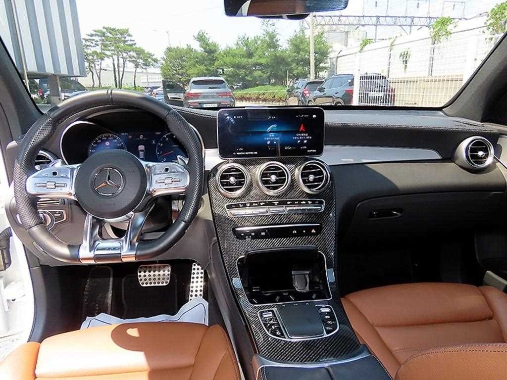 벤츠 GLC 클래스 GLC클래스 X253 AMG GLC 43 4MATIC 쿠페 이미지 7