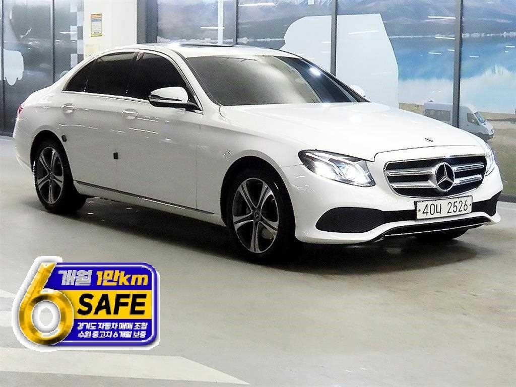 벤츠 E 클래스 E-클래스 W213 E220d 아방가르드 이미지 1