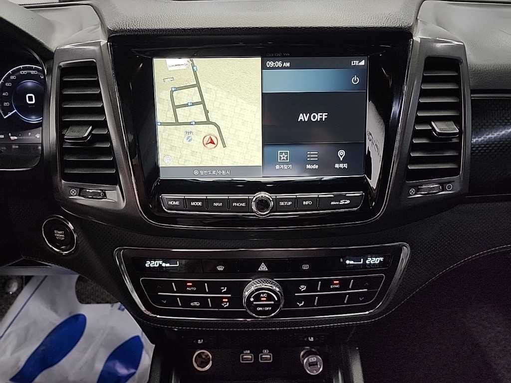 KG모빌리티(쌍용) 렉스턴 더 뉴 렉스턴 스포츠 디젤 2.2 4WD 프레스티지 이미지 10