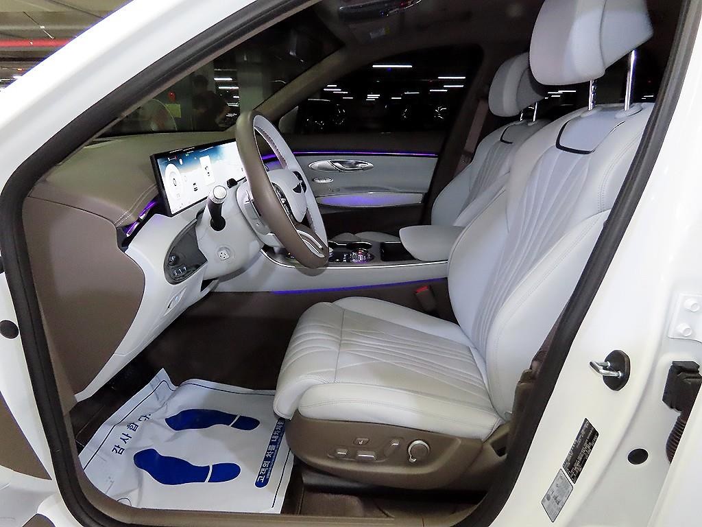 제네시스 GV70 2.5T 가솔린 AWD 기본형 이미지 6
