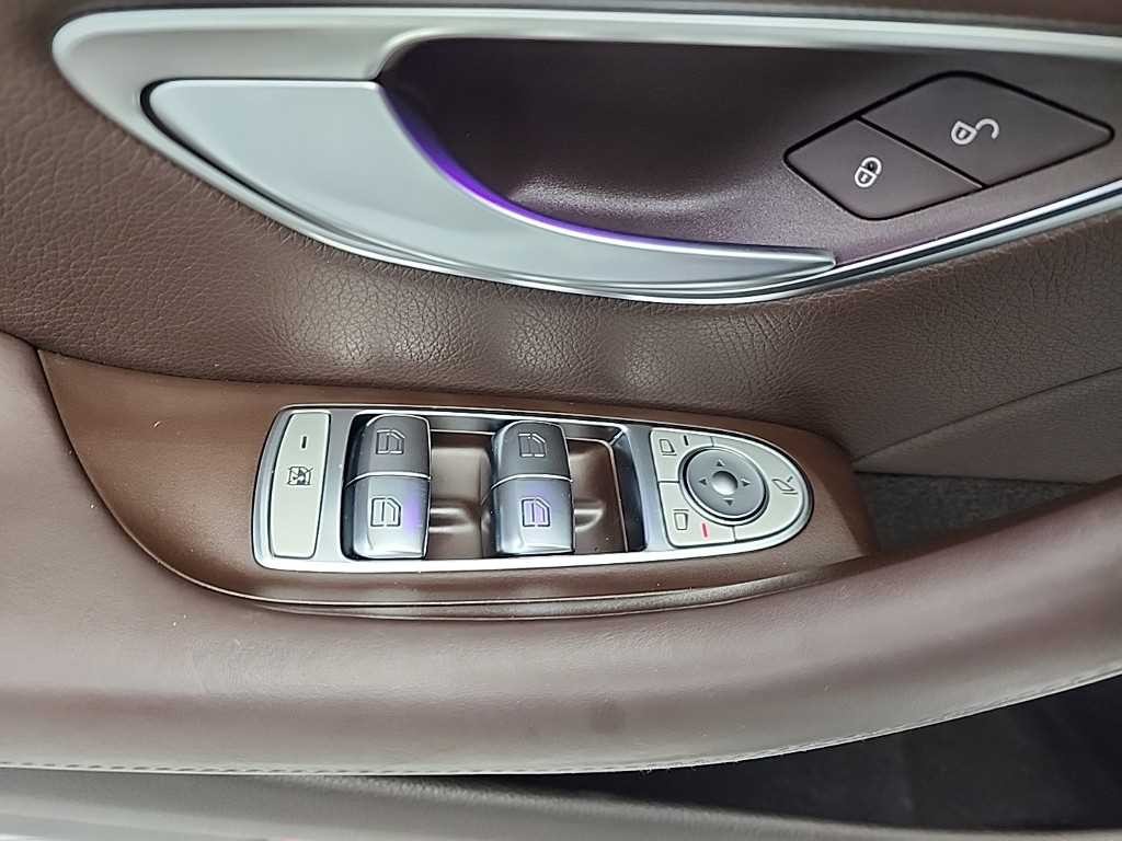 벤츠 CLS 클래스 CLS클래스 C257 CLS 300d AMG Line 이미지 18